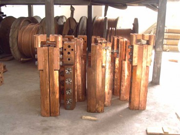 Contact element assembly