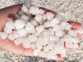 Large granule industrial salt